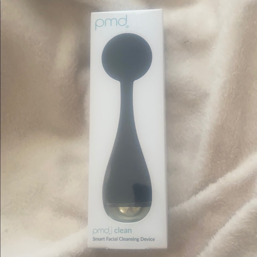 PMD | Clean - smart facial cleansing device